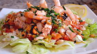 Рецепт Салата из морепродуктов и белой фасоли