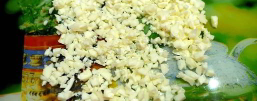 Шаг 3: салата хризантема с плавленным сыром тунцом и яблоками
