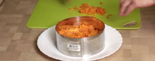 Шаг 2: салата лосось на шубе