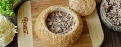 Шаг 3: булочек, фаршированных салатом мимоза