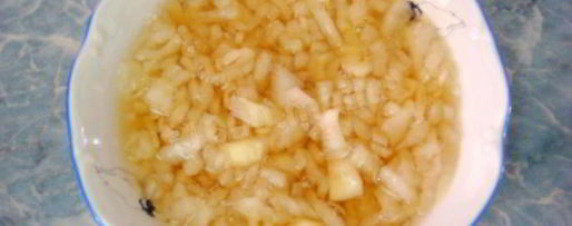 Шаг 2: салата мимоза классический с консервой