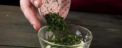 Шаг 2: салата мимоза оригинальная