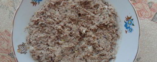 Шаг 2: салата мимоза с горбушей