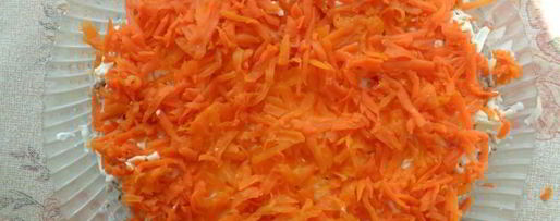 Шаг 6: салата мимоза с горбушей