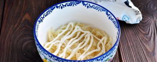 Шаг 4: салата мимоза с картошкой