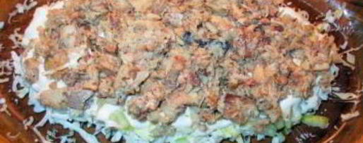 Шаг 2: салата мимоза с консервой и сливочным маслом