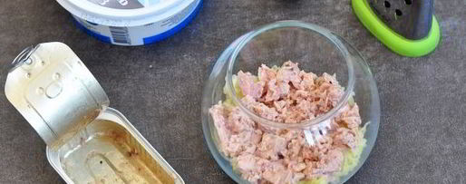 Шаг 4: салата мимоза с печенью трески