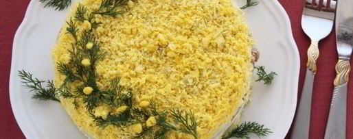 Шаг 13: салата мимоза с сыром и сливочным маслом