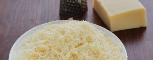 Шаг 6: салата мимоза с сыром и сливочным маслом