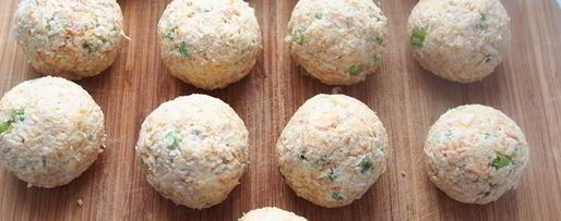 Шаг 7: салатных шариков мимоза