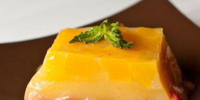 Рецепт желе мимоза с персиками и клубникой