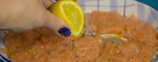 Шаг 8: горбуши под шубой в духовке