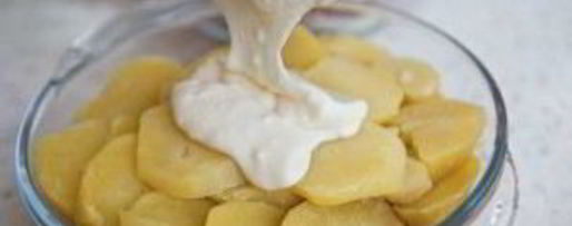 Шаг 11: картошки под шубой в духовке со свининой