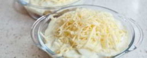 Шаг 12: картошки под шубой в духовке со свининой