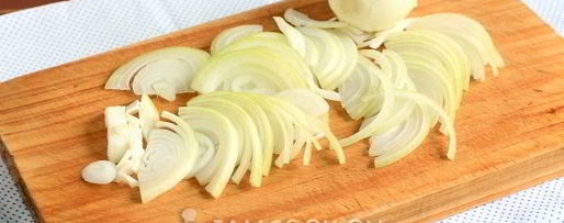 Шаг 7: мяса под шубой в духовке