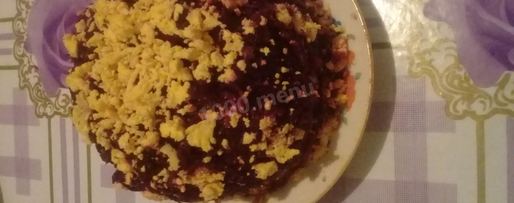 Шаг 5: салата рыбные консервы под шубой