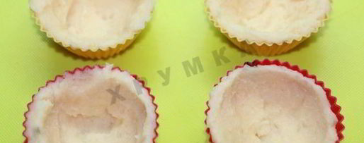 Шаг 2: сельди под шубой в картофельных тарталетках