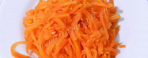 Шаг 4: селедки под легкой шубой с яблоком