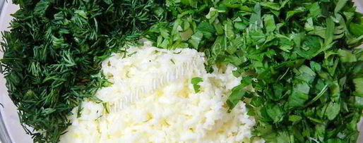 Шаг 7: селедки под легкой шубой с яблоком