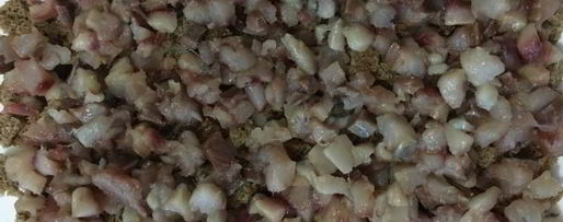 Шаг 1: селедки под шубой с хлебом