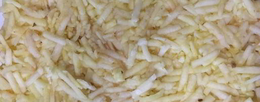 Шаг 4: селедки под шубой с хлебом