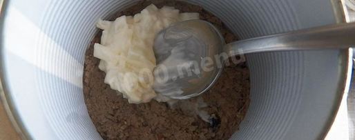 Шаг 11: шпрот под шубой