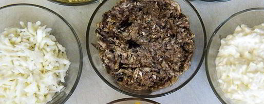 Шаг 6: шпрот под шубой