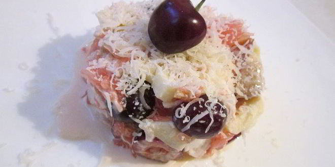 Рецепт салата с фруктами и куриной грудкой