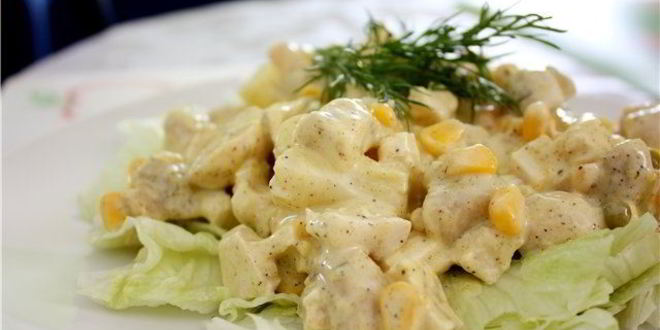 Рецепт салата с йогуртом и курицей