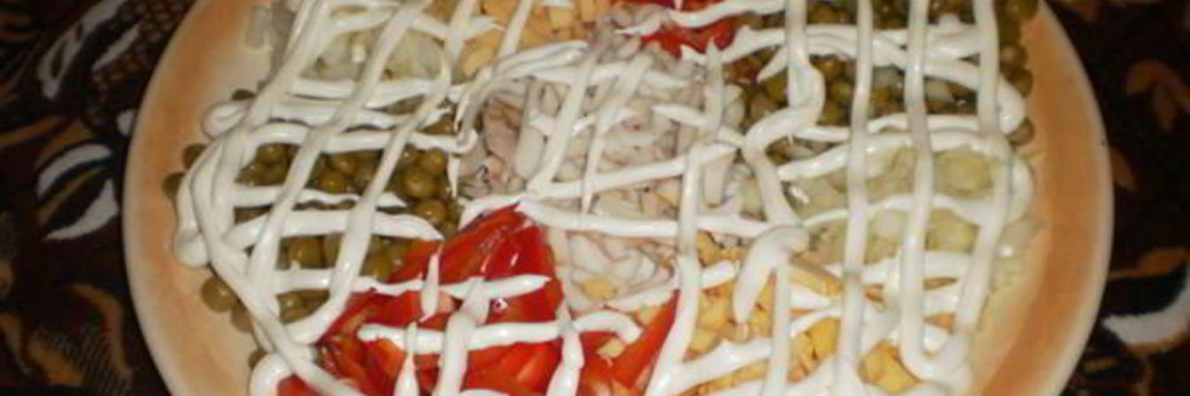 Рецепт Салата с кальмаром и горошком