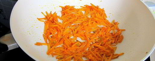 Шаг 4: салата с крабами