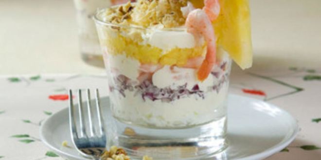 Рецепт салата с креветками и ананасами