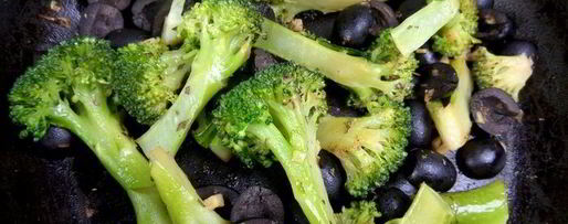 Шаг 14: салата с курицей и брокколи