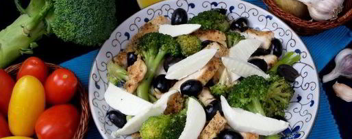 Шаг 19: салата с курицей и брокколи