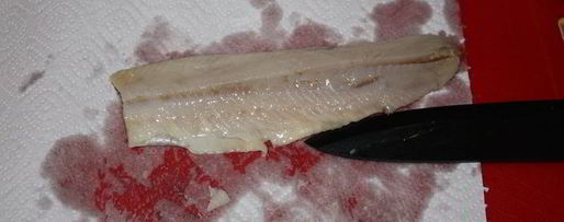 Шаг 2: салата с перепелиными яйцами и сельдью