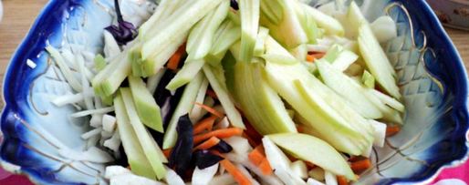 Шаг 3: салата с редькой и яблоком