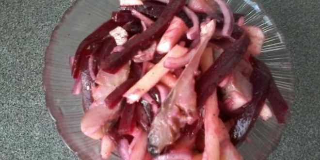 Рецепт салата свекольного с сельдью