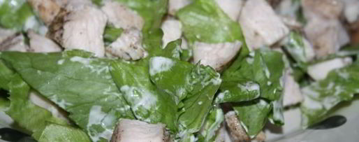 Шаг 7: хрустящего салата с индейкой и сухариками лжецезарь