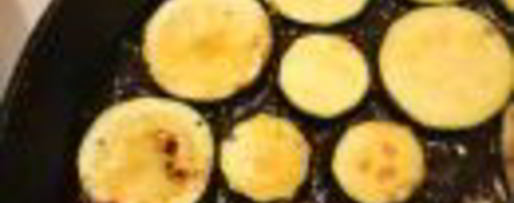 Шаг 1: пиццы на лаваше по мотивам салата цезарь