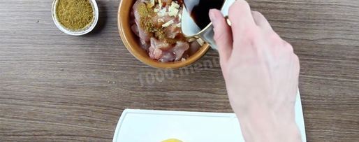 Шаг 2: салата цезарь классический с курицей