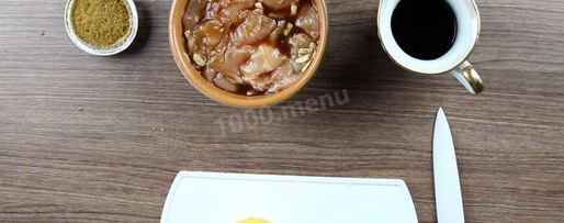 Шаг 3: салата цезарь классический с курицей