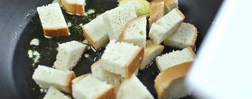 Шаг 6: салата цезарь классический с курицей