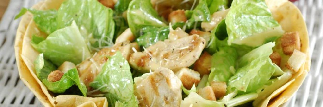 Рецепт Салата Цезарь с индейкой на гриле