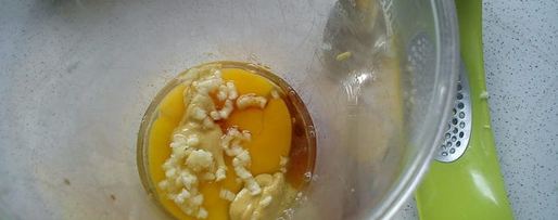 Шаг 3: салата цезарь с индейкой