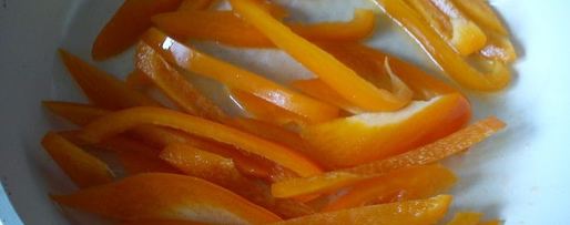 Шаг 6: салата цезарь с индейкой