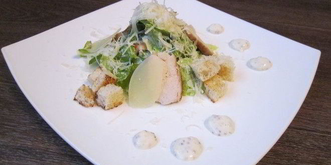 Рецепт салата цезарь с курицей и йогуртом