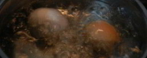 Шаг 4: салата цезарь с курицей копченой