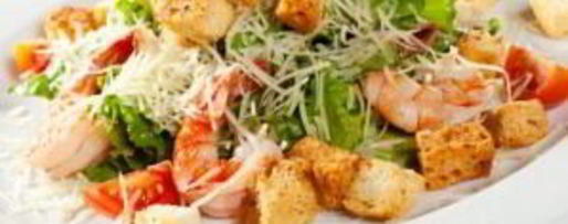 Шаг 7: салата цезарь с морепродуктами