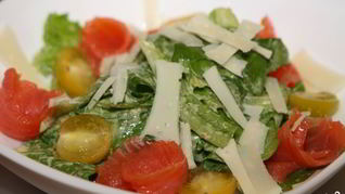 Рецепт Салата Цезарь с рыбой