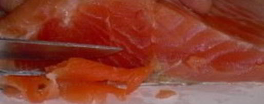 Шаг 2: салата цезарь с рыбой